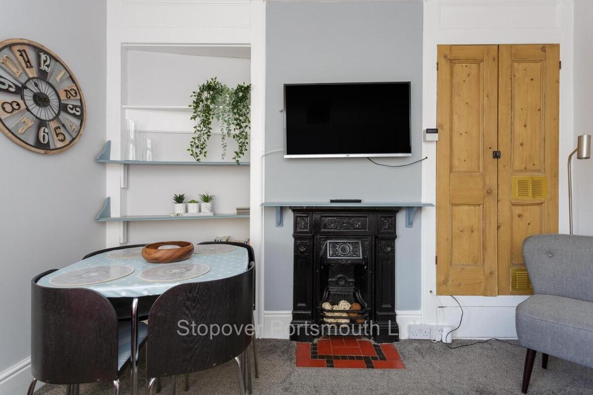 Stopover At Orchard Apartment Light And Cosy Portsmouth Pokoj fotografie